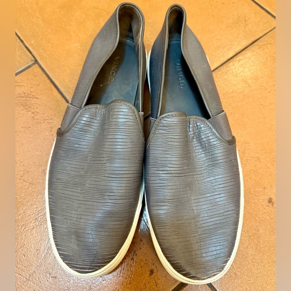 Vince Gray Textured Leather Blair Slip-On Sneakers Size 9